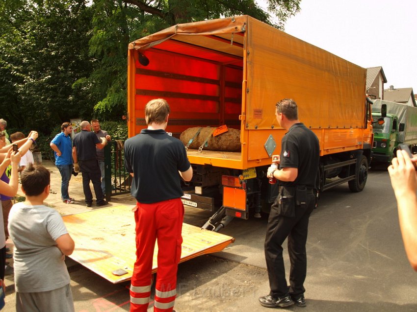 Bombenfund Koeln Vingst Burgstr Schulstr P112.JPG